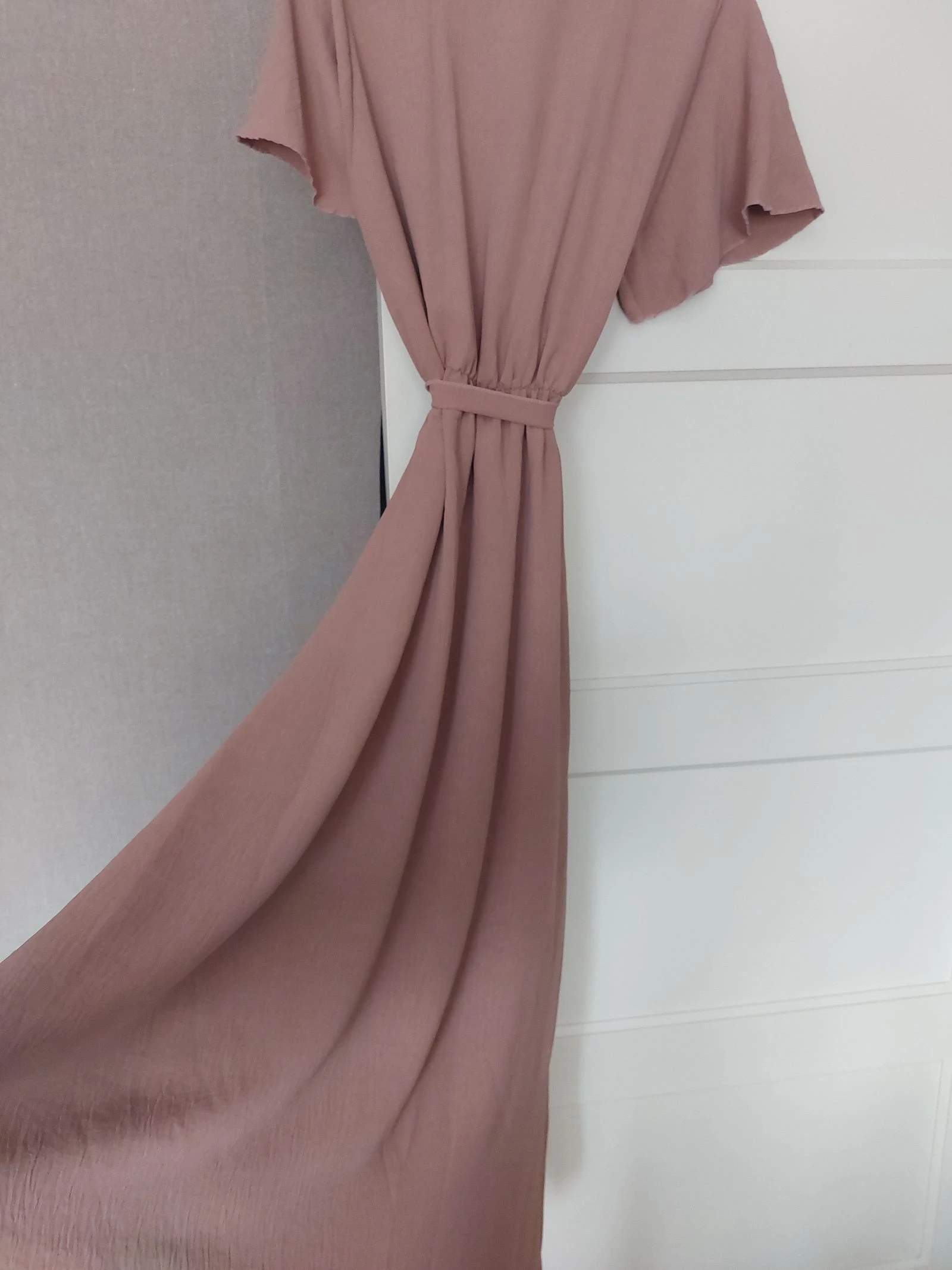Robe cache coeur longueur 142 cm – photo 2
